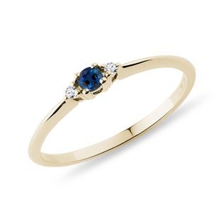 SAPPHIRE AND DIAMOND RING IN GOLD - SAPPHIRE ENGAGEMENT RINGS - ENGAGEMENT RINGS
