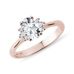 OVAL CUT DIAMOND ENGAGEMENT RING IN ROSE GOLD - RINGS WITH LAB-GROWN DIAMONDS - ENGAGEMENT RINGS