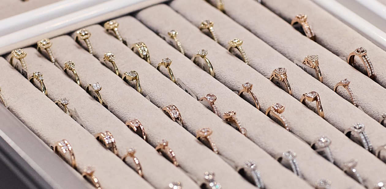 klenota wedding rings from Prague