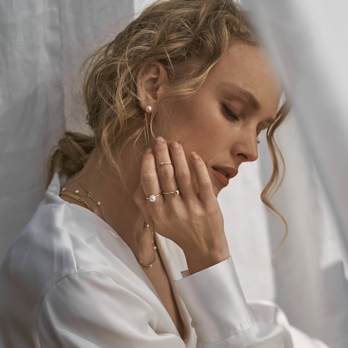 Pearls and weddings: The meaning and superstitions behind them