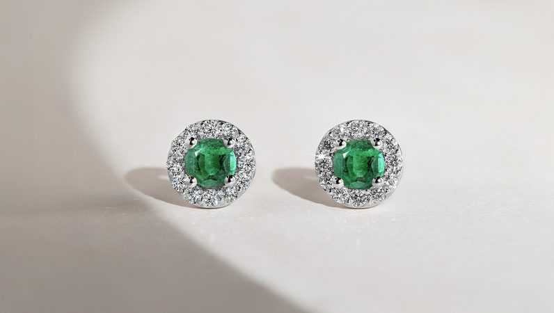 Earrings with Gemstone