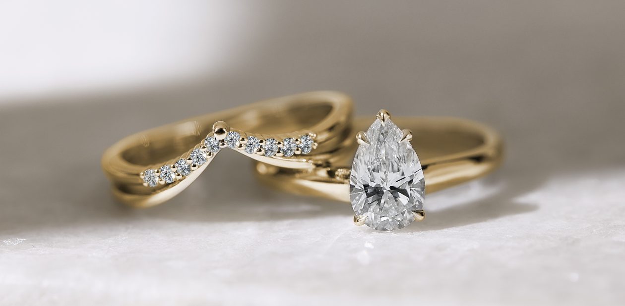 KLENOTA diamond rings