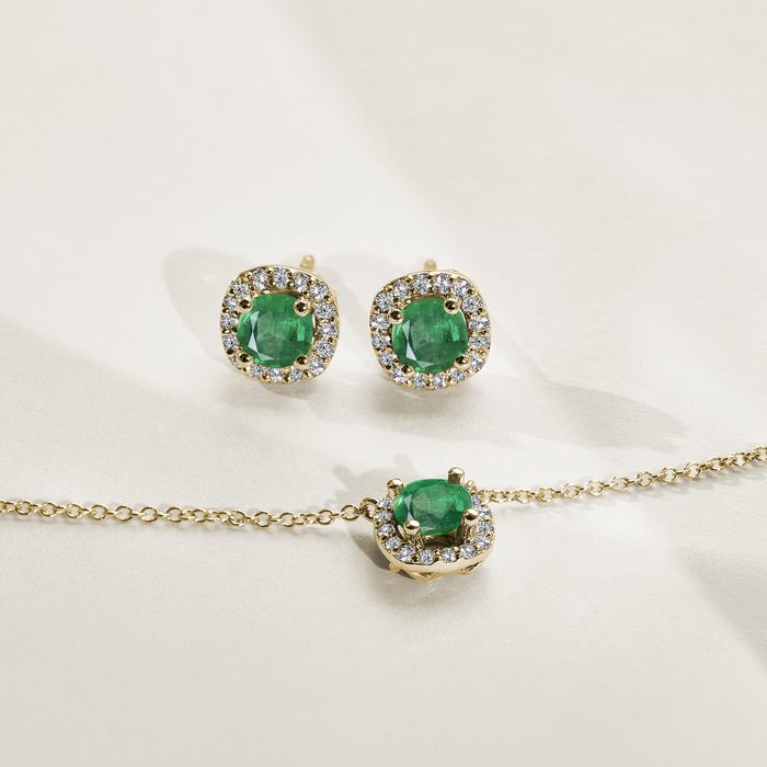 Jewelry sets: A Harmonious Interplay of Elegance in Every Detail