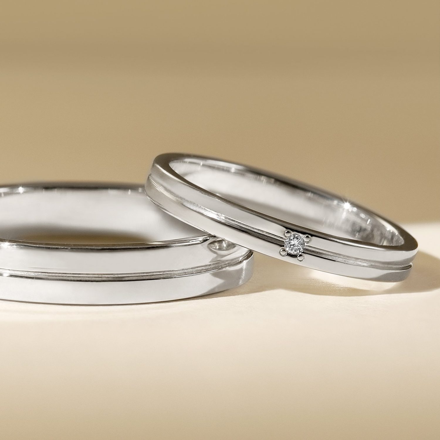 zasnubni a snubni prsteny