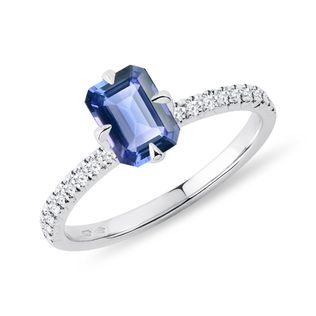 LUXE SRI LANKAN SAPPHIRE AND DIAMOND ENGAGEMENT RING - SAPPHIRE ENGAGEMENT RINGS - ENGAGEMENT RINGS