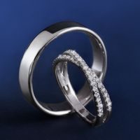 Gallery: Original KLENOTA wedding bands