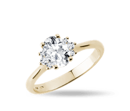 Engagement rings with multiple diamonds